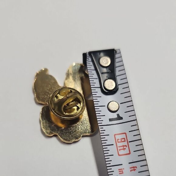 VTG PRECIOUS MOMENTS ANGEL TWINS ON CLOUD PIN BOY GIRL ENAMEL - Picture 3 of 3